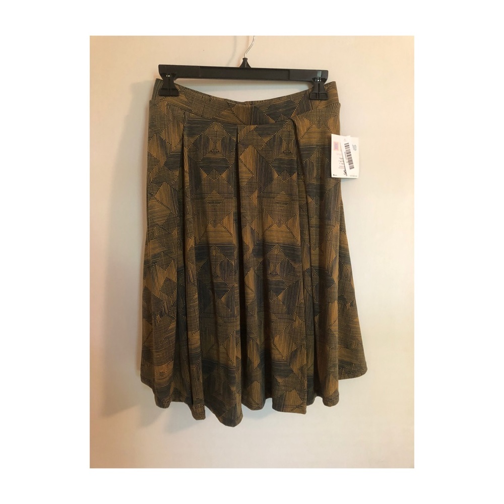 Lularoe Madison skirt NWT